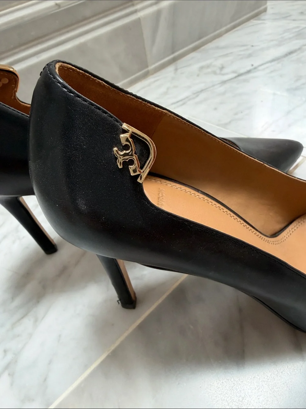 Tory Burch Black Pointed-Toe Leather Pumps with Gold Accent